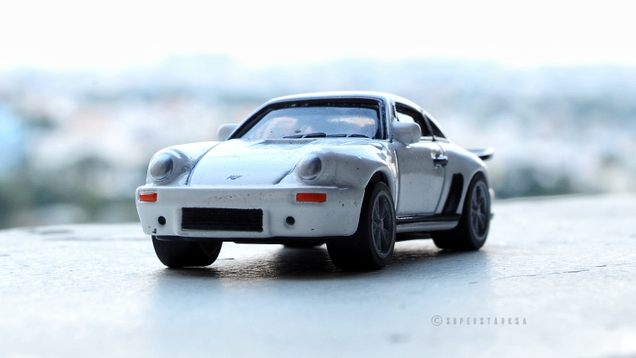 Illustration for article titled Rennsport Reunion: 1:72 UCC Coffee Special RUF 930 Turbo